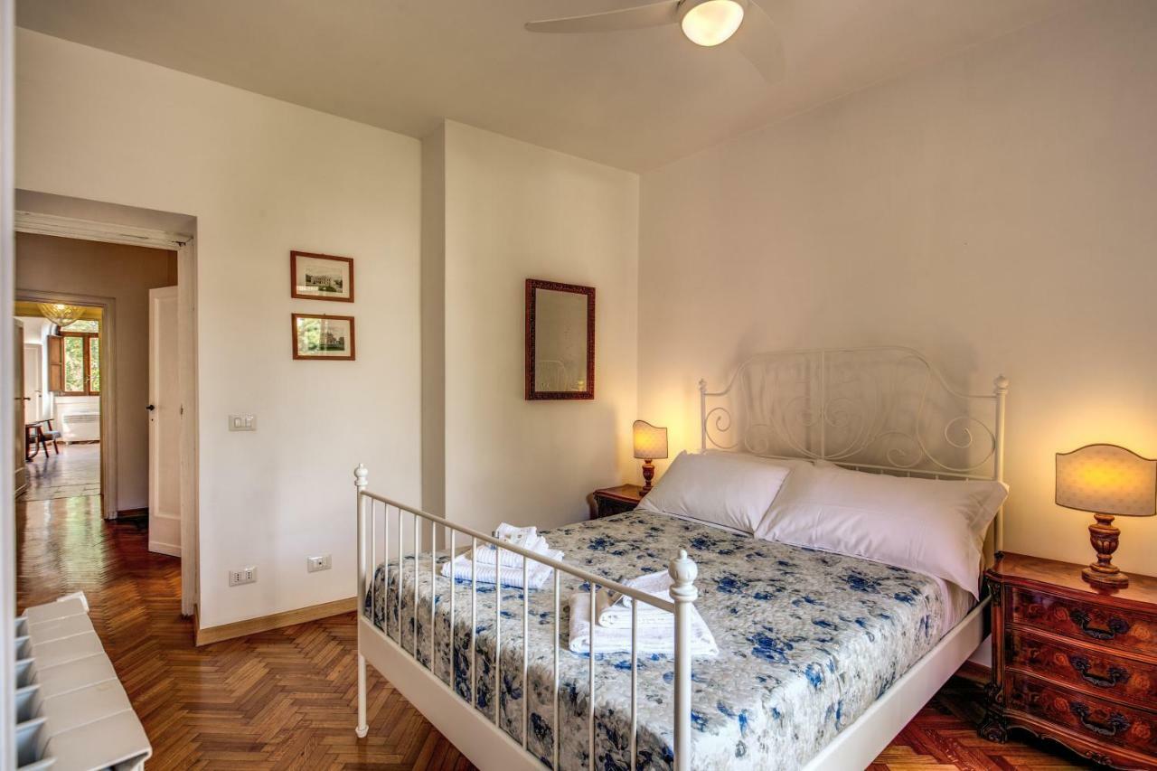 Campo Di Fiori 2 Bedroom Via Giulia Рим Экстерьер фото