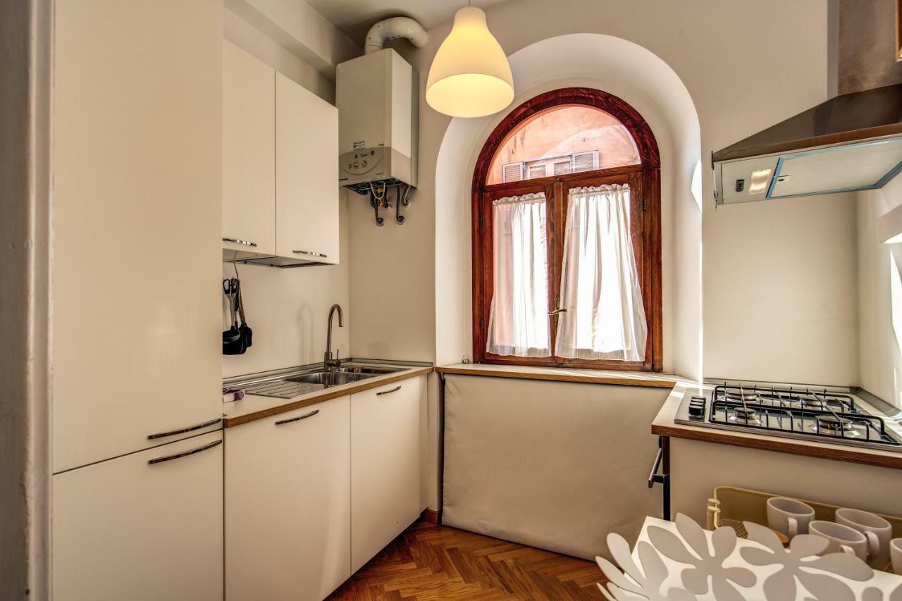 Campo Di Fiori 2 Bedroom Via Giulia Рим Экстерьер фото